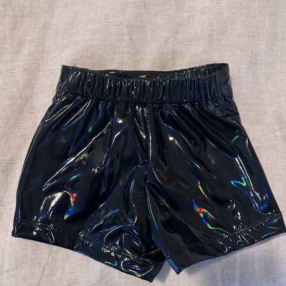 Skort - Picture 2 of 3